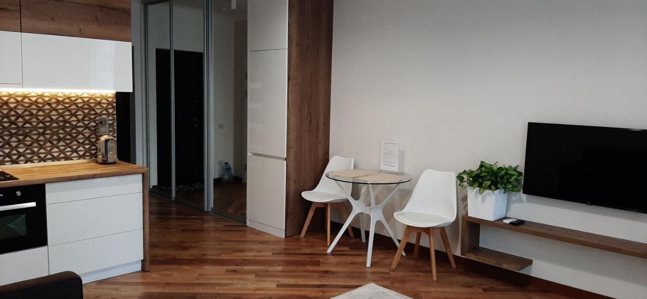 Красивая Квартира С Шикарным Видом У Метро Apartment Kiev Exterior foto